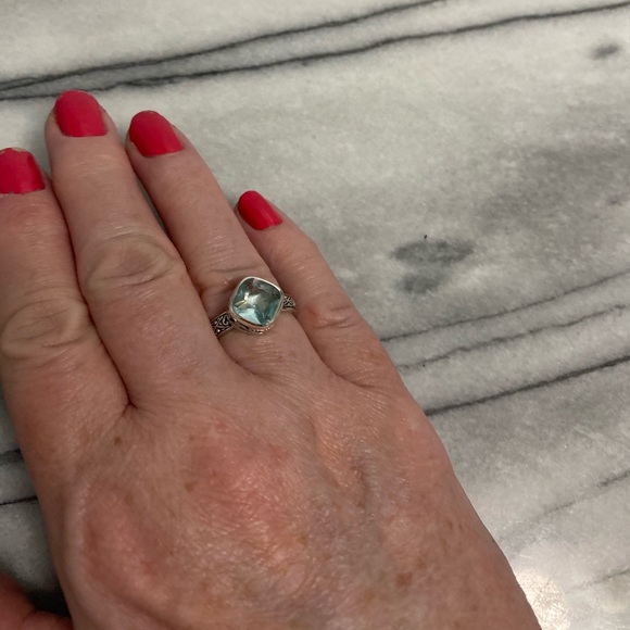 Silpada Sterling Silver Ring w/Blue Stone